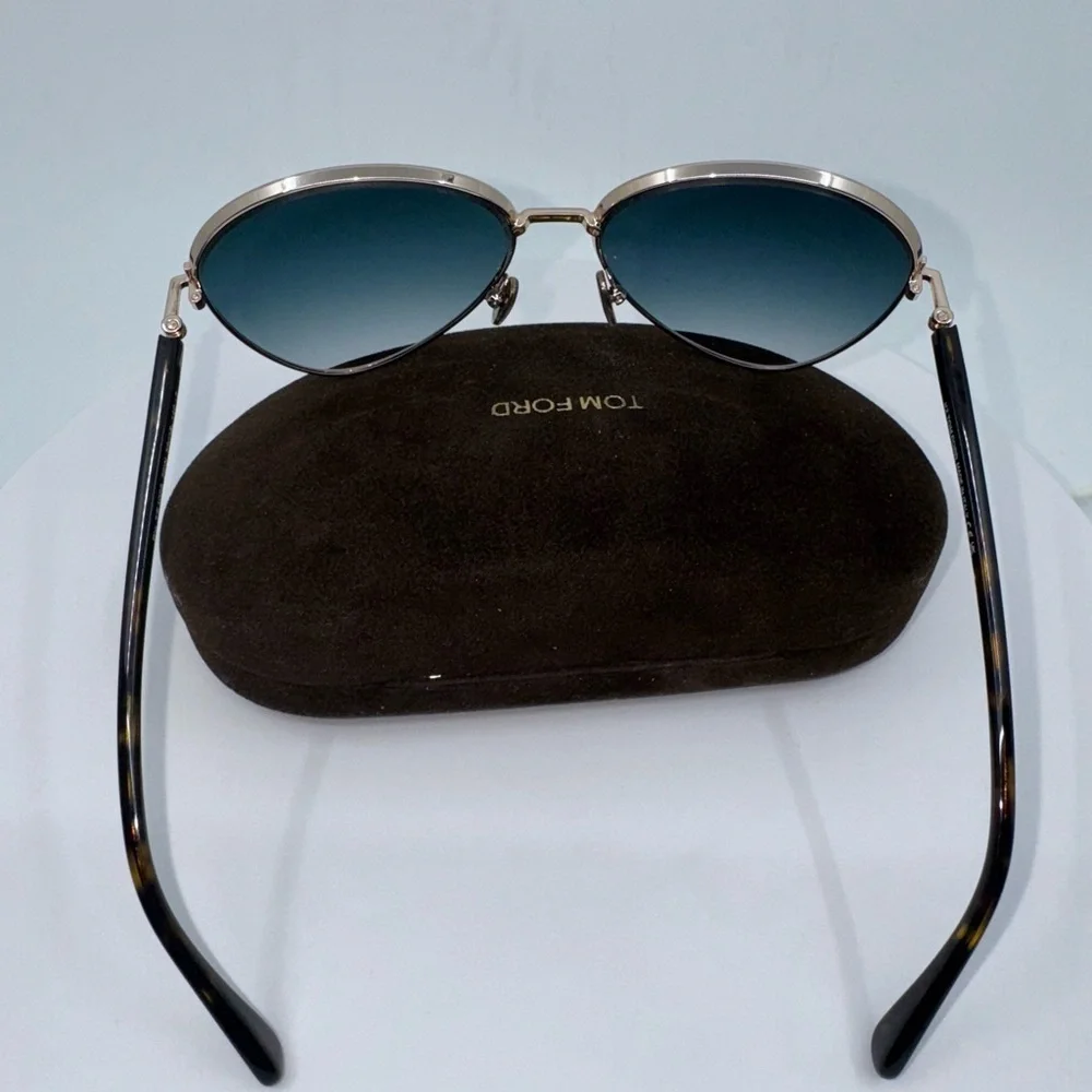 Tom Ford these oversized